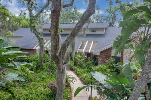 204 Green Lake Cir, Longwood, FL 32779