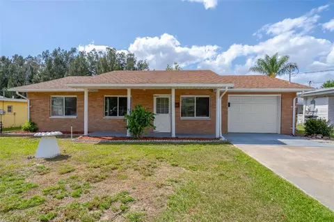 1001 Dora Ave, Tavares, FL 32778