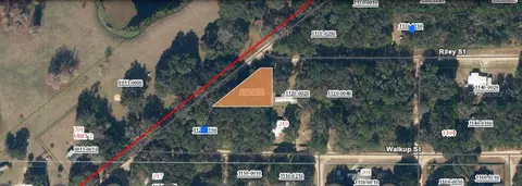Riley Street, Interlachen, FL 32148