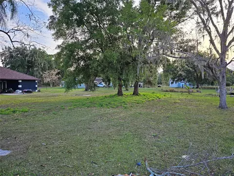 S Seminole Avenue, Fort Meade, FL 33841