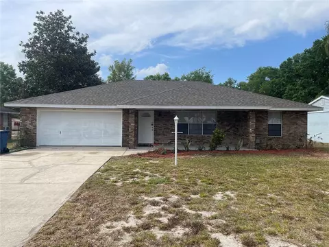 2435 W Park Dr, Deland, FL 32724