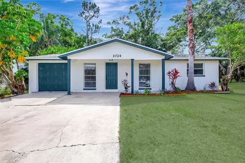 1024 Applewood Dr, Clearwater, FL 33759
