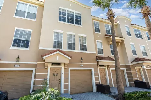 8001 Cool Breeze Dr #118, Orlando, FL 32819