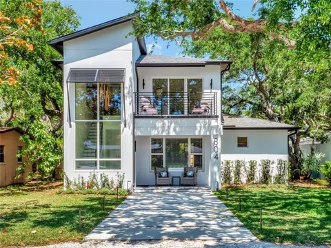 804 E 24th Ave, New Smyrna Beach, FL 32169