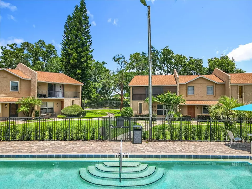 Exterior - 802 Park Lake Cir #2, Maitland, FL 32751 photo 12 of 13