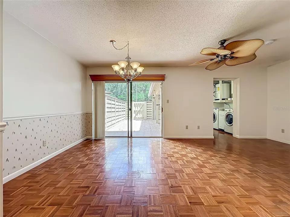 Living - 802 Park Lake Cir #2, Maitland, FL 32751 photo 2 of 8