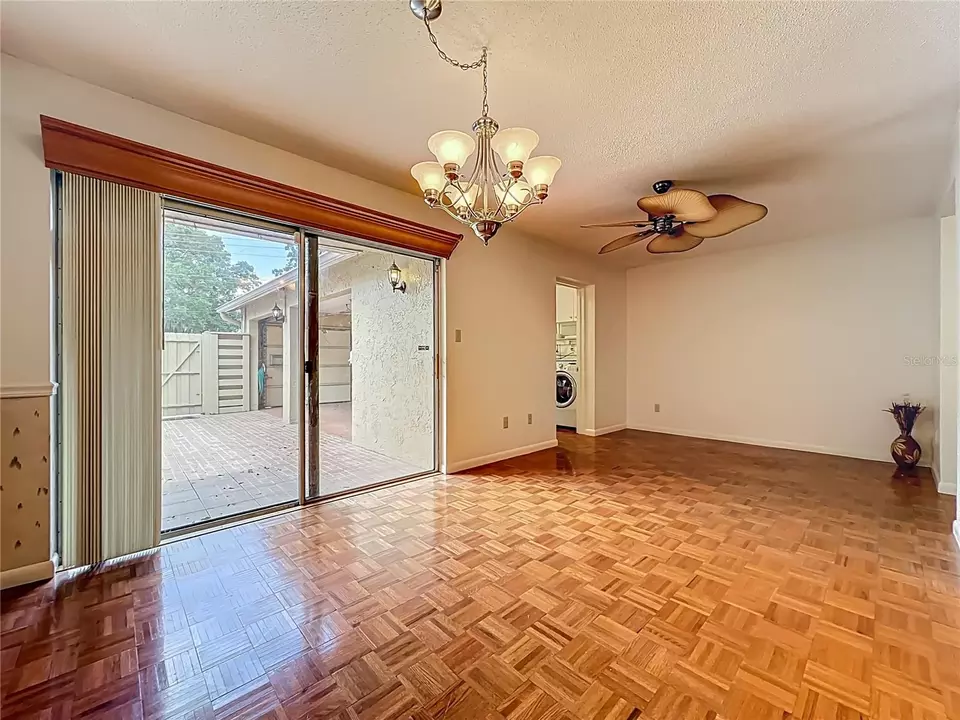 Living - 802 Park Lake Cir #2, Maitland, FL 32751 photo 3 of 8