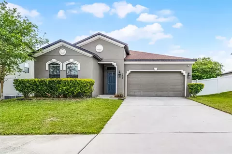730 Woods Landing Dr, Minneola, FL 34715
