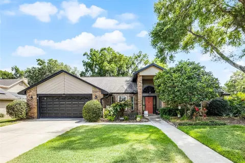 2104 Palm Crest Dr, Apopka, FL 32712