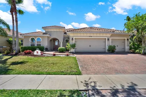 3716 Paradiso Cir, Kissimmee, FL 34746