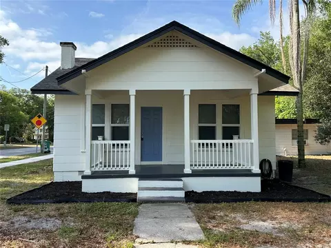 1040 E Carolina Ave, Deland, FL 32724
