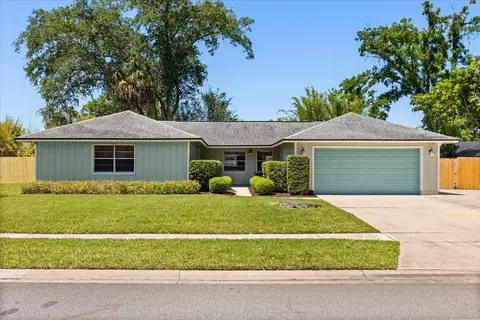 521 Riviera Dr, Altamonte Springs, FL 32701