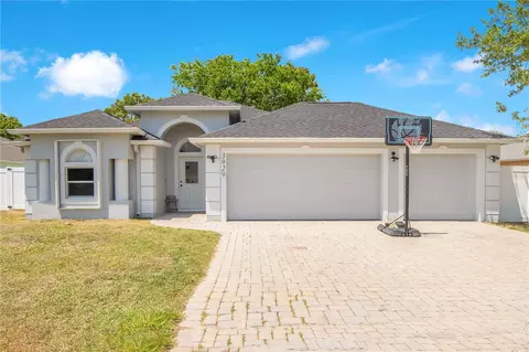 3929 Rolling Hill Dr, Titusville, FL 32796