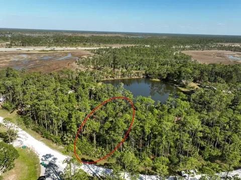 12360 Caravan Dr, Punta Gorda, FL 33955