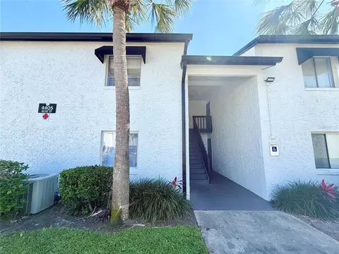 4405 S Semoran Blvd #4, Orlando, FL 32822