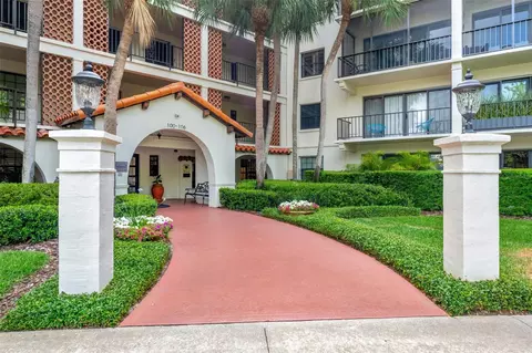 100 S Interlachen Ave #410F, Winter Park, FL 32789