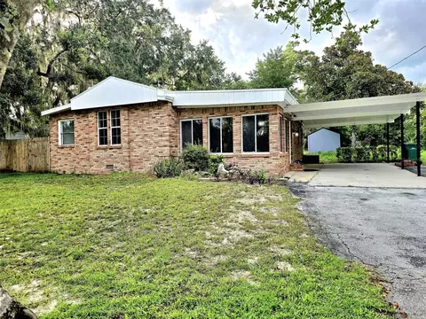 237 W Mcclendon St, Lady Lake, FL 32159