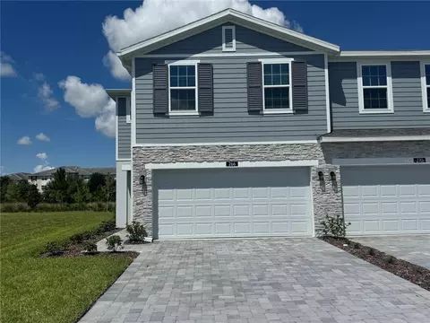 266 Thompson Village Ave, Apopka, FL 32703