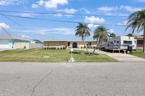 5186 Fleming St, Port Charlotte, FL 33981