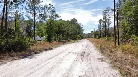 206 Hudson St, Interlachen, FL 32148