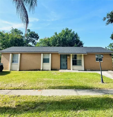 3716 Mistwood Dr, Tampa, FL 33619