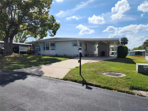 2030 Wax Myrtle Dr, Zellwood, FL 32798