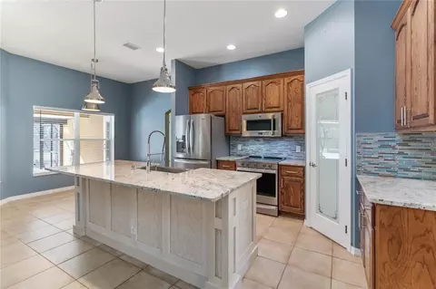 Kitchen - 2420 Heron Ct, Saint Cloud, FL 34771 photo 1 of 5