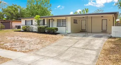 6820 Ambassador Dr, Orlando, FL 32818