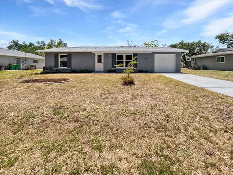 837 Dolphin Ave NW, Port Charlotte, FL 33948