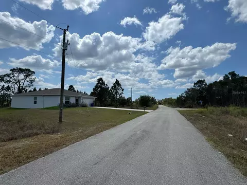 942 Ardmore St, Lehigh Acres, FL 33974