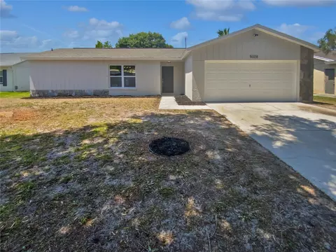 5028 Oakshire Dr, Tampa, FL 33625