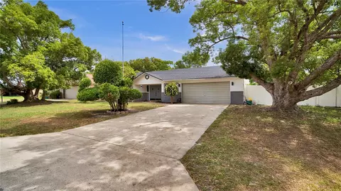 1965 Greenview Dr, Deltona, FL 32725