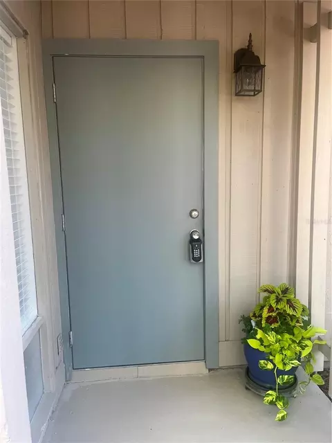 112 Crown Oaks Way #112, Longwood, FL 32779