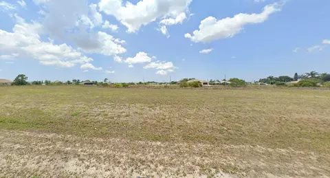 1330 NE 19th Apt 31 Pl, Cape Coral, FL 33909