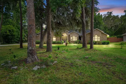 324 Old Mill Rd, Enterprise, FL 32725