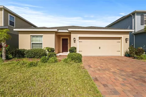 714 Golden Elm Dr, Apopka, FL 32703