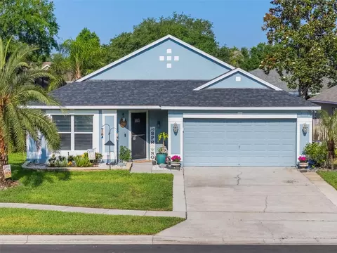2098 Carpathian Dr, Apopka, FL 32712