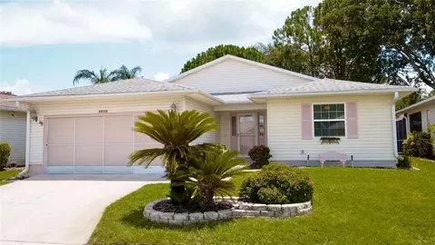 32900 Crooked Oaks Ln, Leesburg, FL 34748