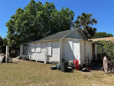 1708 W 16th St, Sanford, FL 32771
