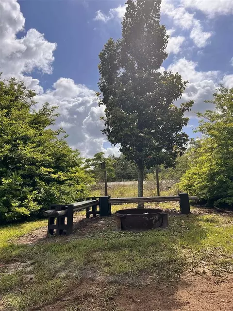 13700 Woodland Dr, Astatula, FL 34705