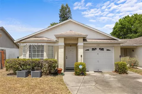 4561 Heritage Oak Dr, Orlando, FL 32808