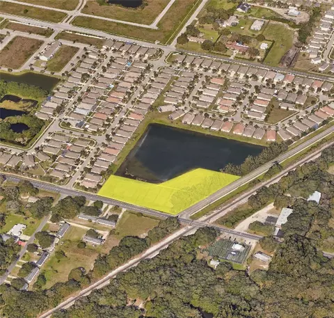 962 E Shell Pointe Rd, Ruskin, FL 33570 photo 3