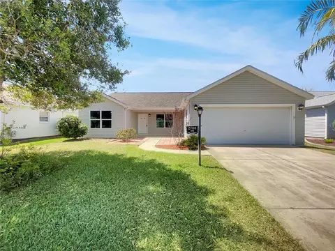 2708 La Posada Dr, The Villages, FL 32162