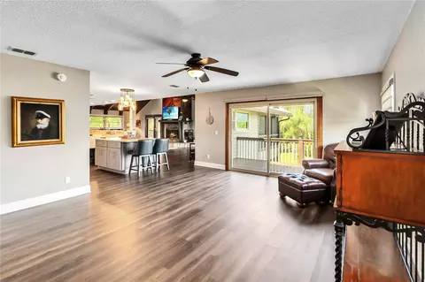 Living - 6375 Topsy Trl, Saint Cloud, FL 34771 photo 3 of 4