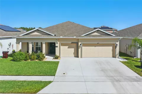 588 Hitch Loop, Saint Cloud, FL 34769 photo 1