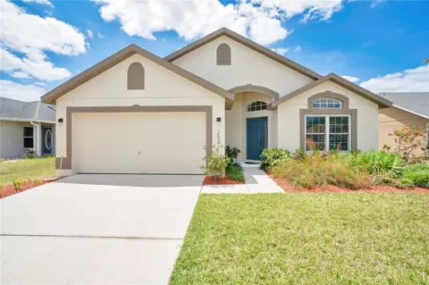 2541 Bobby Lee Ln, Saint Cloud, FL 34772