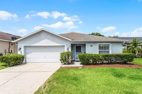 520 Farmingham Ct, Oviedo, FL 32765