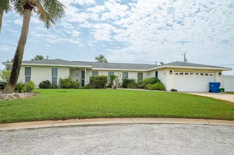2 Pirates Cv, Ormond Beach, FL 32176