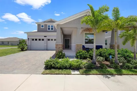 2388 Volunteer Ave, Kissimmee, FL 34744