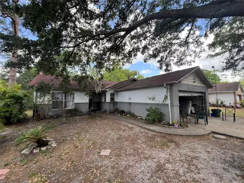 2558 El Capitan Dr, Sanford, FL 32773